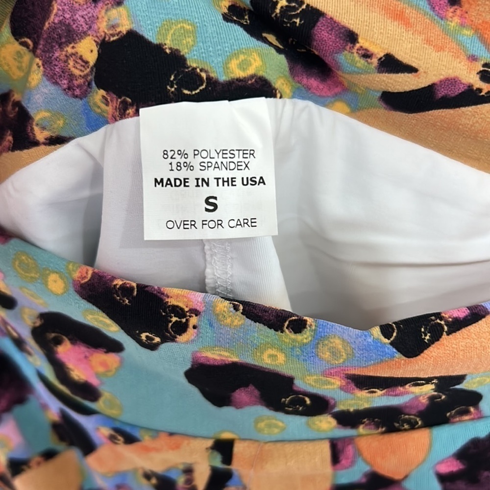 EIS NWT Walk About Athletic Skort in Apricot Tropical Floral Print UPF 50+ - Picture 7 of 10